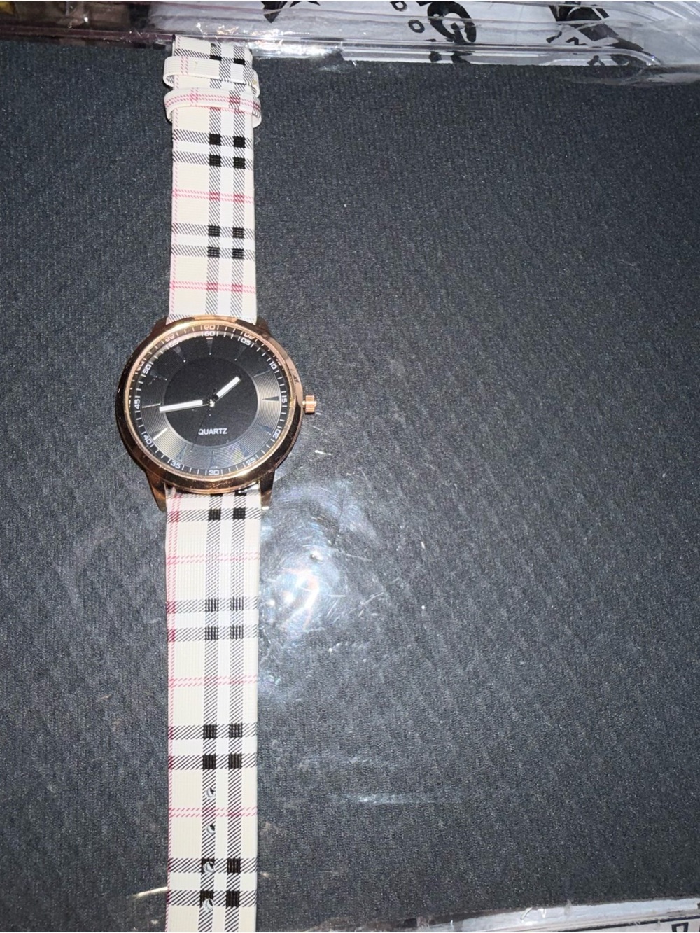 NEW Minimalist Round Thin Face Watch with Beige Plaid Accent!!!!